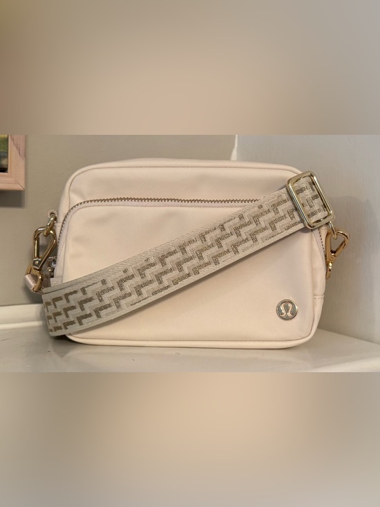 lululemon athletica Handbags - lululemon athletica Cream Compact Crossbody Bag NWOT